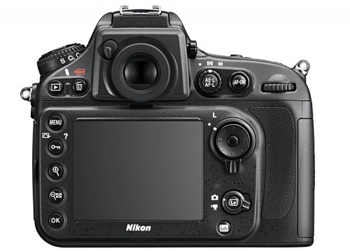 Nikon D800 Rückseite mit 8cm grossem LCD