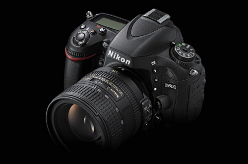 Nikon D600 (Ambience schwarz von oben)