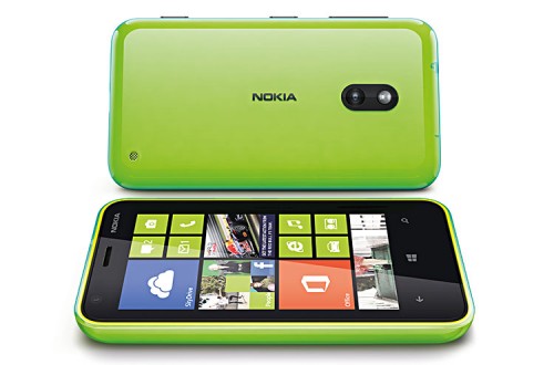 Nokia Lumia 620 lime-green Front- und Rückseite