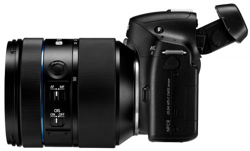 Samsung NX30 and 16-50mm