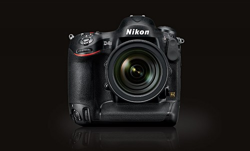 Nikon D4S mit 24_70mm front_black