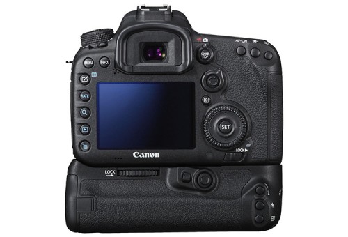 Canon EOS 7D Mark II EF-S18-135 STM