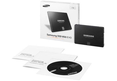 Samsung 850evo Packung samt Inhalt