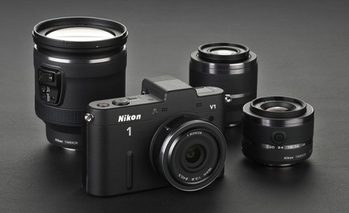 Nikon 1 V1 schwarz mit allen Objektiven