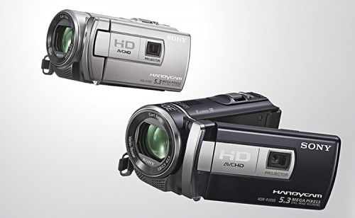 Sony Handycam PJ200E in Silber und der Farbe Schwarz