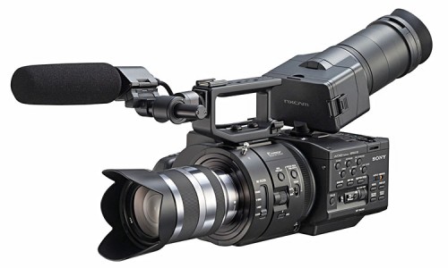 Sony NEX-FS700 mit Montiertem Sucher