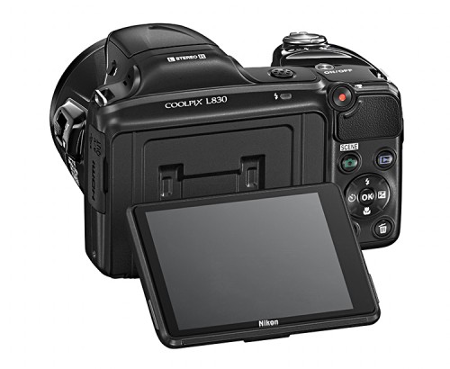 Nikon Coolpix L830 mit neigbarem LCD