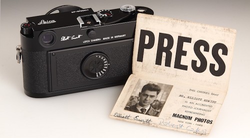 Westlicht_Los_077_MP_Elliott_Erwitt_mit_Presseausweis