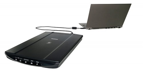 Canon LiDE 220 lifestyle 03