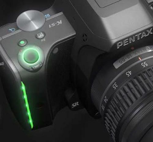 Pentax_K-S1_LED