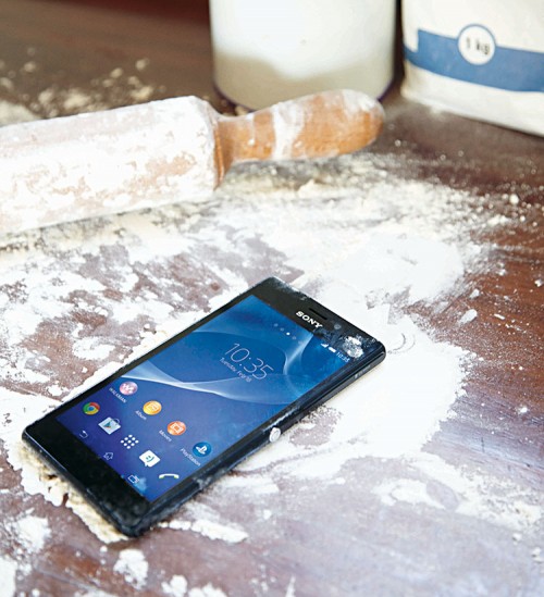 Sony Xperia M2 Aqua beim Kochen