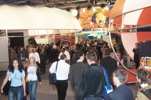 photokina_2000_Agfa-Halle_750