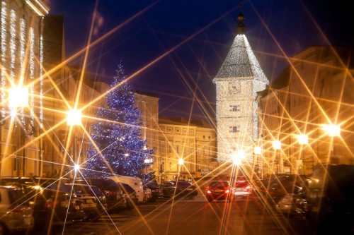 Strassenbeleuchtung im Advent © Gina Sanders - Fotolia.com