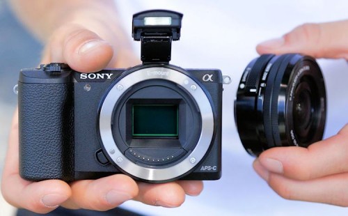 Sony A5100_Objektivwechsel_750