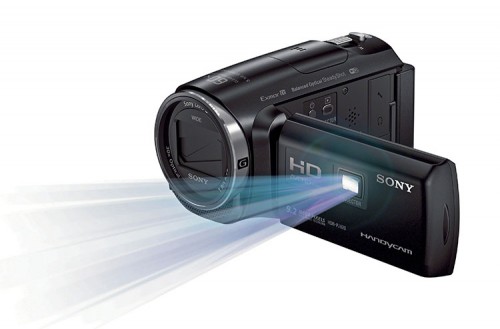 Sony_HDR-PJ620_05_Beamer