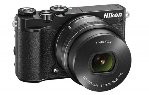 Nikon 1 J5 schwarz 10-30PD