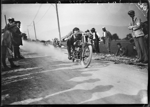 Decrauzat_Motorradrennen_Genf_1919