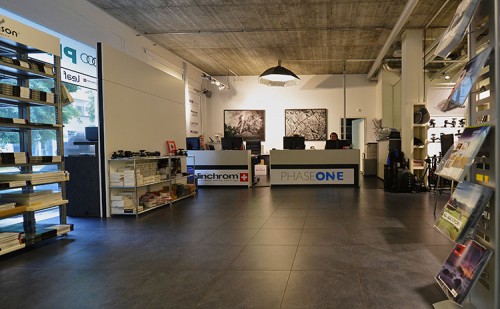 Profot Pro-Center ZH Showroom pic2