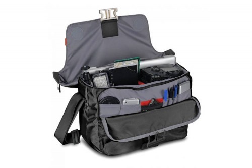 Unica V Messenger_open_750