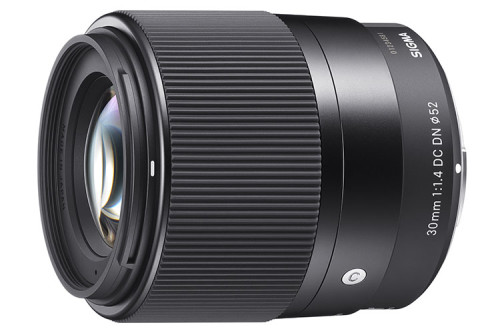 Sigma 30mm F14 DC DN Contemporary slant