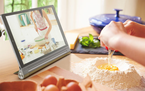 Lenovo Yoga Tab 3 Plus Stand-Modus Kitchen