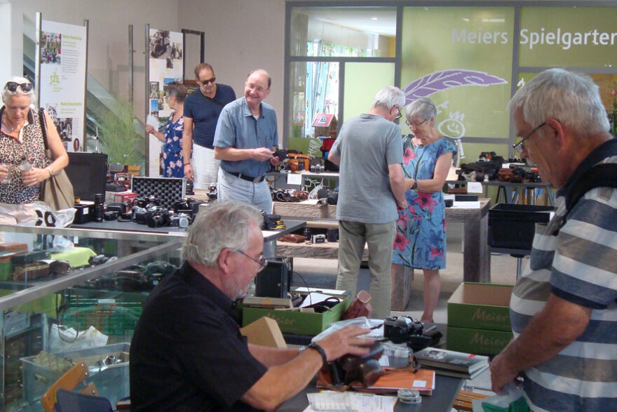 Am Samstag: Foto-Flohmärt in Dürnten - fotointern.ch – Tagesaktuelle