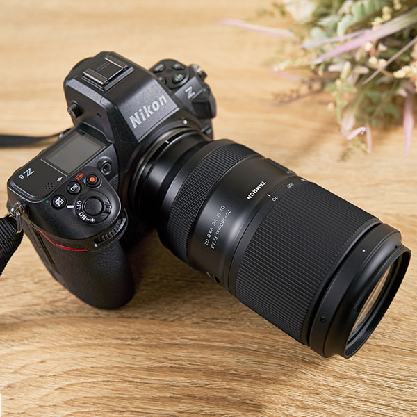 Nun-auch-zu-Nikon-Z-kompaktes-Tamron-2-8-70-180mm-Di-III-VC-VXD-G2
