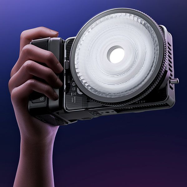 Zhiyun-Molus-X200-Videoleuchte-als-Bi-Color-und-RGB-Light